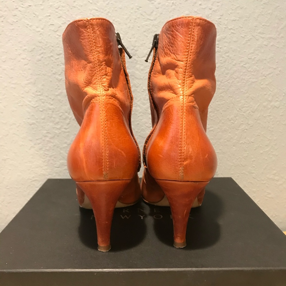 shoe - Picture 2 of 3